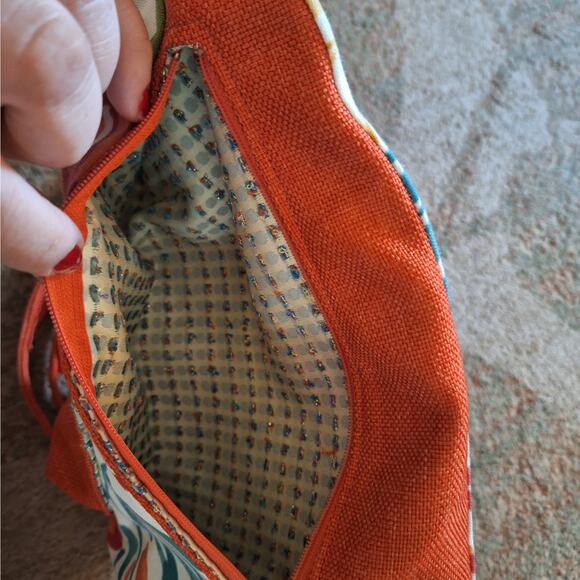 Joanna Stanek Tropical Floral Mutli-Pocket Convertible Sling Backpack Bag - Picture 5 of 9